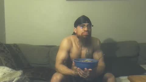 Snapshot of thomasgwhitecft chatting on December 29, 3:22 am FatherTime online show from December 29, 3:22 am