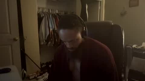 Snapshot of thomasgwhitecft chatting on December 20, 10:54 pm FatherTime online show from December 20, 10:54 pm