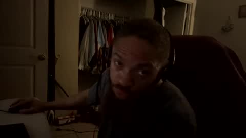 Snapshot of thomasgwhitecft chatting on February 14, 12:41 am FatherTime online show from February 14, 12:41 am