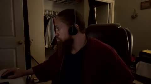 Snapshot of thomasgwhitecft chatting on February 20, 10:59 pm FatherTime online show from February 20, 10:59 pm