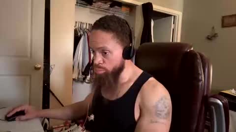 Snapshot of thomasgwhitecft chatting on January 31, 11:13 pm FatherTime online show from January 31, 11:13 pm