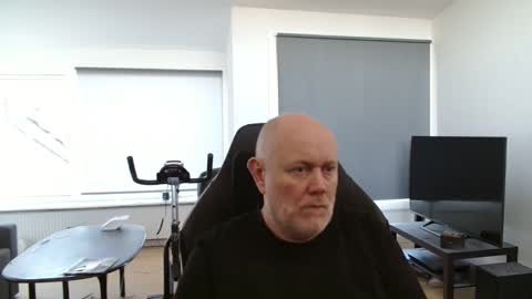 Snapshot of thomash32 chatting on September 25, 8:57 am thomash32 online show from September 25, 8:57 am