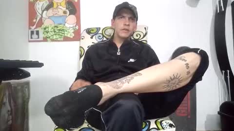 Snapshot of thomasjons_ chatting on September 13, 4:13 am Thomasjons online show from September 13, 4:13 am