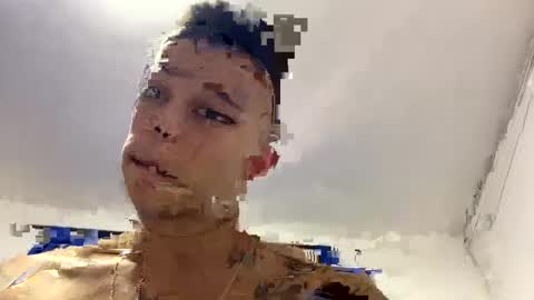 Snapshot of thomass_conor chatting on March 11, 7:25 pm thomass_conor online show from March 11, 7:25 pm