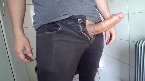 Snapshot of thomaz__ chatting on October 13, 6:58 pm thomaz__ online show from October 13, 6:58 pm