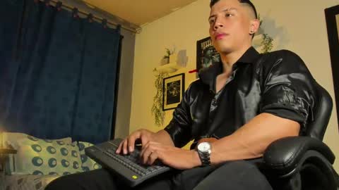 Thoms Every online show from September 16, 12:23 am