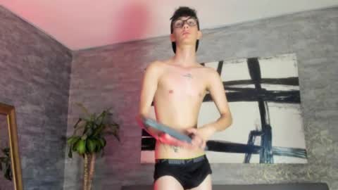 THOMASS online show from April 12, 1:01 pm