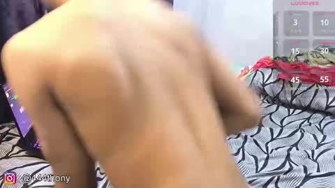 thonyxxx_ online show from October 21, 7:00 am