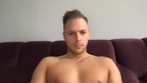 Snapshot of thorhh1991 chatting on October 5, 12:09 pm thorhh1991 online show from October 5, 12:09 pm