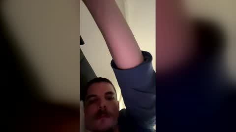 thowe802 online show from March 21, 11:36 am