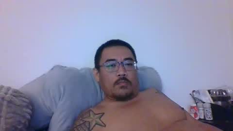 thrustinjustin808 online show from January 24, 5:42 pm