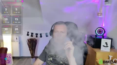        Follow me Sgame por favor  online show from March 28, 7:03 pm