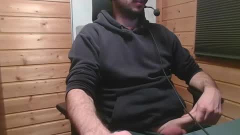 toobigcockforonegirl online show from March 16, 1:01 am