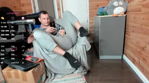 bigsshark online show from March 17, 7:49 pm