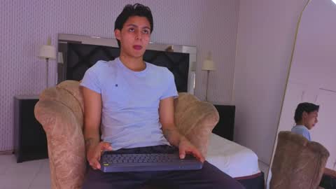   online show from May 19, 3:13 am