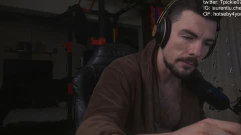 tickle_my_pickle07 online show from January 3, 3:01 pm