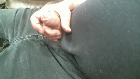 Snapshot of tiger1181 chatting on January 25, 12:48 am tiger1181 online show from January 25, 12:48 am