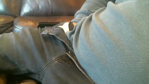 Snapshot of tiger1181 chatting on January 2, 10:33 pm tiger1181 online show from January 2, 10:33 pm