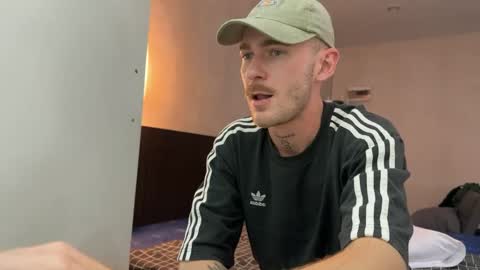 tigerniko online show from March 22, 11:48 am