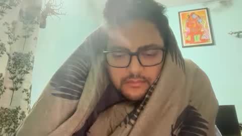 tigertinku online show from December 3, 5:30 pm