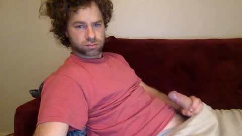 Snapshot of tigerzaddy chatting on December 29, 2:10 pm tigerzaddy online show from December 29, 2:10 pm