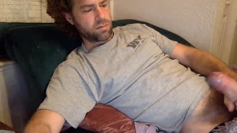 Snapshot of tigerzaddy chatting on January 1, 1:59 pm tigerzaddy online show from January 1, 1:59 pm