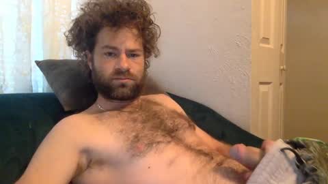 Snapshot of tigerzaddy chatting on December 4, 2:26 pm tigerzaddy online show from December 4, 2:26 pm