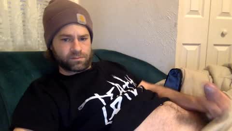 Snapshot of tigerzaddy chatting on January 8, 2:03 pm tigerzaddy online show from January 8, 2:03 pm
