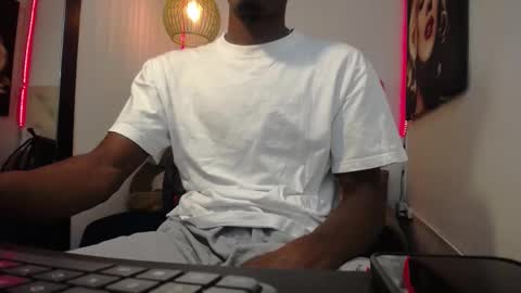 Tigga Sall online show from September 12, 3:17 am