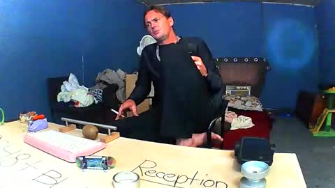 tightscreenz420 online show from January 31, 7:11 pm