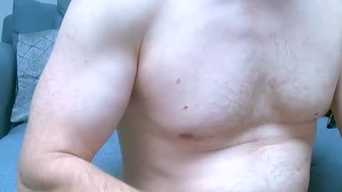 Snapshot of timbo2050 chatting on December 17, 1:16 pm British Big Package online show from December 17, 1:16 pm