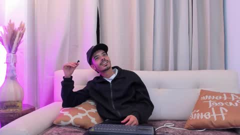 Evans  online show from February 1, 4:11 am