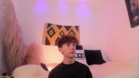 Snapshot of timothy_ross chatting on February 24, 8:47 pm Timothy 21 years old online show from February 24, 8:47 pm