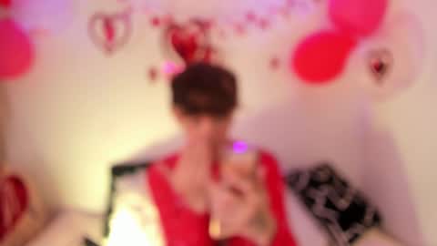 Snapshot of timothy_ross chatting on February 10, 8:10 pm Timothy 21 years old online show from February 10, 8:10 pm