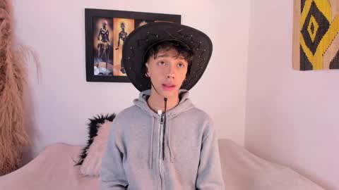 Snapshot of timothy_ross chatting on January 5, 7:39 pm Timothy 21 years old online show from January 5, 7:39 pm