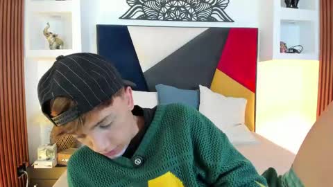 Timothy 21 years old online show from April 27, 8:58 pm