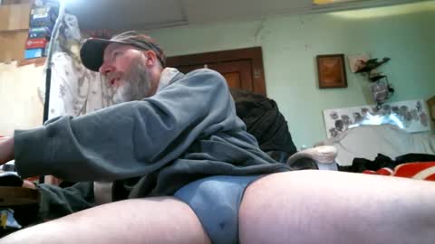 Snapshot of timrockhardx chatting on December 5, 9:17 pm timrockhardx online show from December 5, 9:17 pm