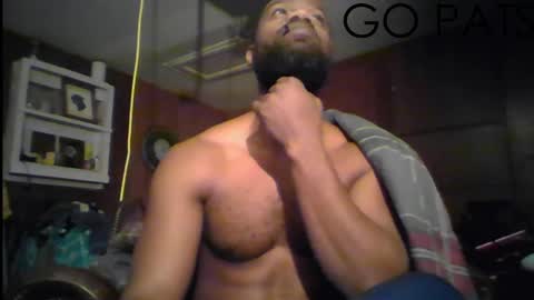 Snapshot of tinycock_1979 chatting on December 10, 4:02 am tinycock_1979 online show from December 10, 4:02 am