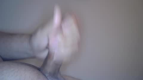 Snapshot of tinyd46 chatting on December 23, 4:01 am tinyd46 online show from December 23, 4:01 am