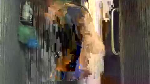 Jd online show from December 5, 7:05 am