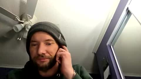 tinyguynicecock online show from April 3, 8:55 am