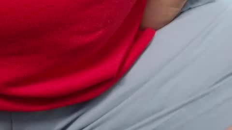 tinypecker6 online show from November 12, 6:57 pm