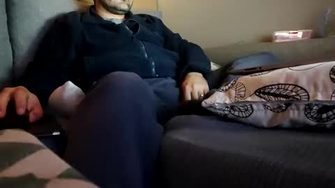 tioblo online show from December 8, 11:19 pm