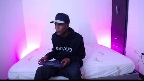 titan_sex333 online show from October 3, 11:43 pm