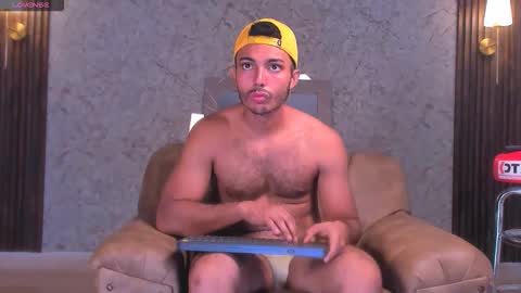 titobell10 online show from April 17, 11:57 am