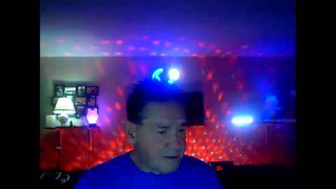 Snapshot of tkthedj chatting on October 21, 2:47 am TK online show from October 21, 2:47 am