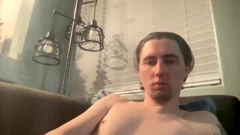 tlayne410 online show from May 1, 8:28 am