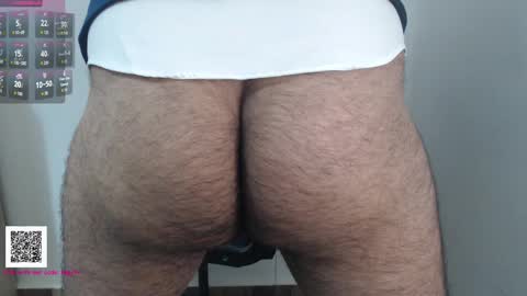 Snapshot of toaster1993 chatting on October 13, 6:47 pm Leonel online show from October 13, 6:47 pm