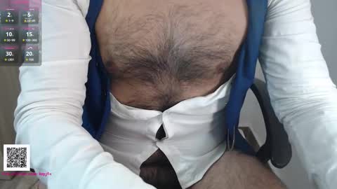 Snapshot of toaster1993 chatting on October 14, 6:48 pm Leonel online show from October 14, 6:48 pm