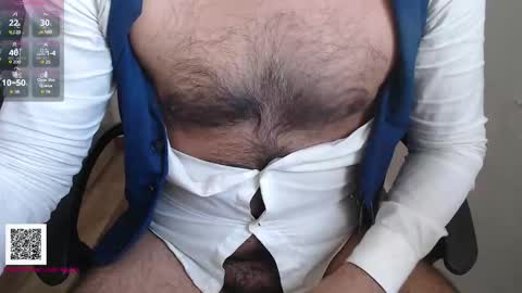 Snapshot of toaster1993 chatting on October 20, 8:18 am Leonel online show from October 20, 8:18 am